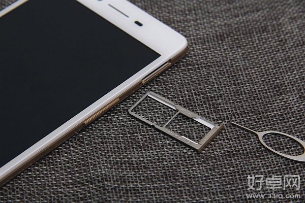 OPPO R7装卡方法图文介绍